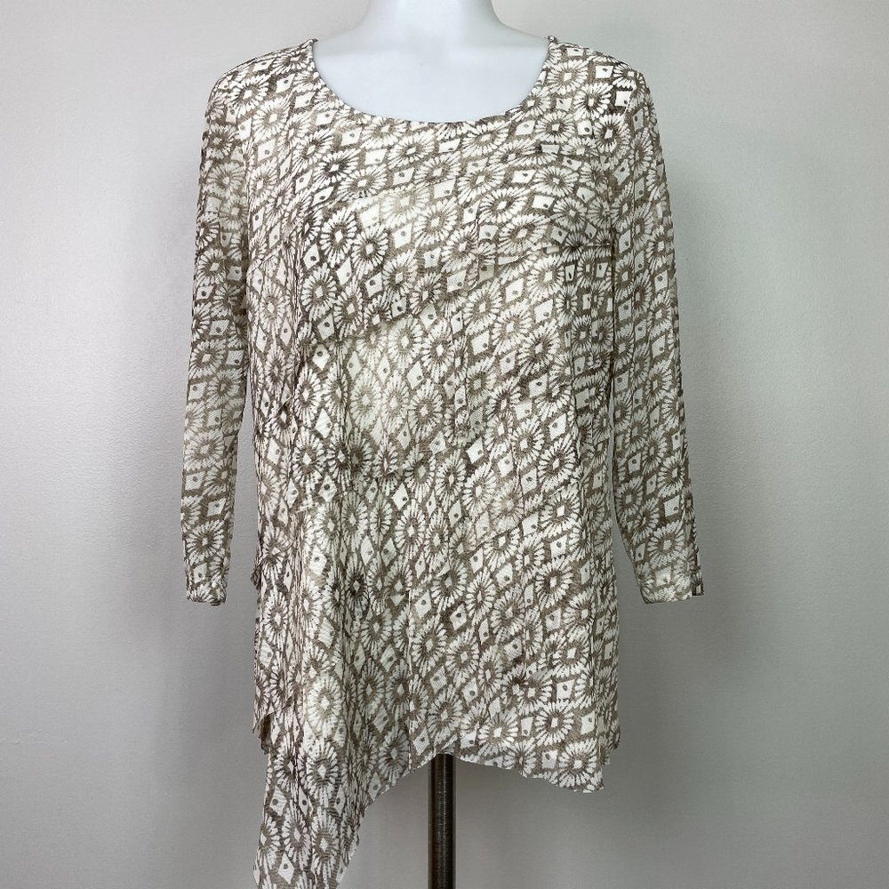 Chico's‎ Top 1 Medium Ivory Beige Tiered Ruffle 3/4 Sleeve Lightweight Stretch